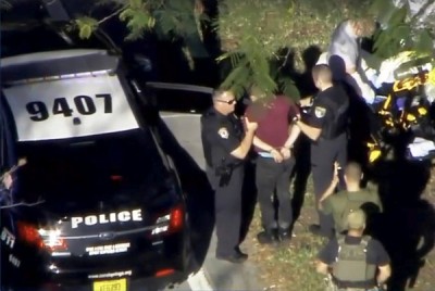 佛州帕克兰(Parkland)校园枪击案,酿17人死亡,警方逮捕枪手。