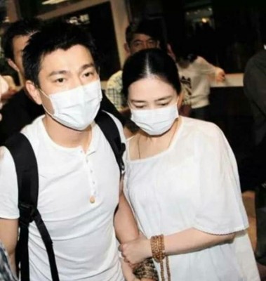 刘华和朱丽倩多年来对于感情事都很低调。