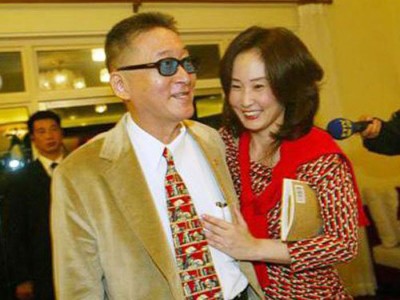 李敖和深女儿李文(右)留的合照。