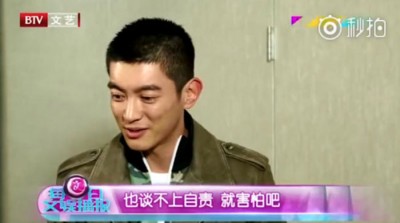 杜江脱口当下真的坏害怕的。