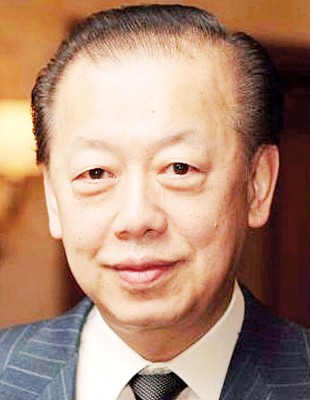 郭令灿。