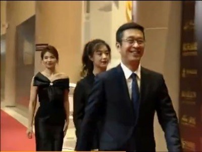 蒋欣(被)和刘涛(继)全程无互动。