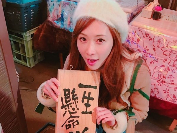 林志玲人美又心善。