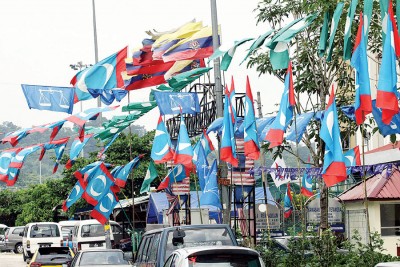 来届大选,雪州是兵家兵争之地,各政党摩拳擦掌,调兵遣将,一场混战势所难免。