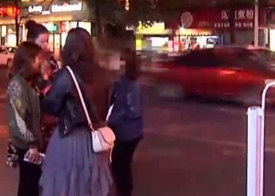 院方人员事后追出,欲找刘女商讨。