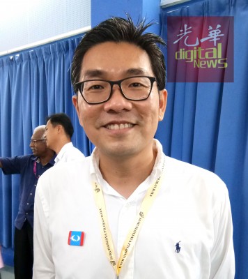 沈志勤:“可剪”海报版本目前只有电子版,若有时间,或将考虑印制出来。