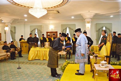 玻璃市州务大臣风波相信将在近日内获得解决。