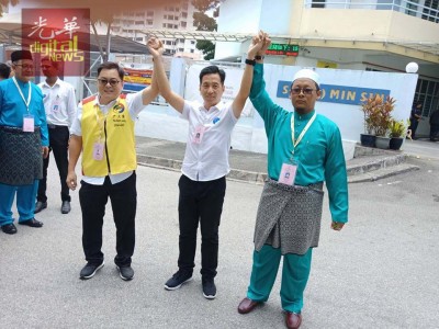 N36班台惹雅候选人:严文隆(黎民团结党)、莫哈最终法汉(伊党)、胡栋强(国阵-民政)、赛夫丁(但愿联-公平党)。