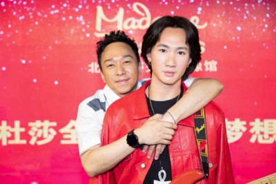 小大难掩激动,感慨:“仿佛看到哥哥重生”,给他实现了25年来和哥哥再次“并”的意愿。