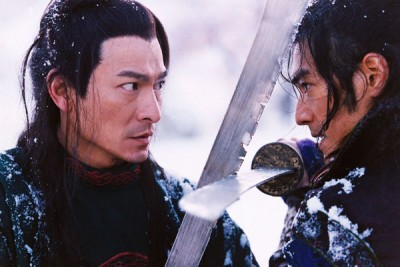 刘德华(左)以及金城武14年前合作《十面埋伏》,每当西方影坛也起知名度。