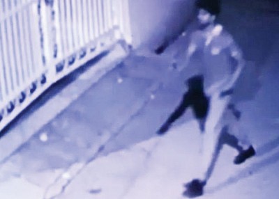 父子被拍到零丁归到婚宴场天。