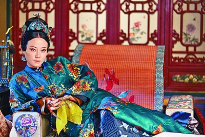 谭卓因在《延禧攻略》扮高贵妃尝到走红滋味。