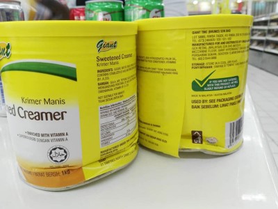 有些罐装食品已损坏。