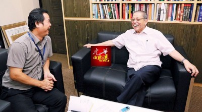 林吉祥加入行动党,驰骋政坛53年,如今是后浪们眼里的“老大”。
