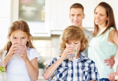 为了守护家人的健康，饮水品质更要严格把关。