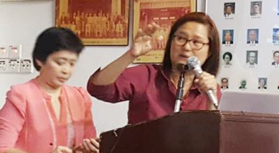 邱思妮:环评报告没有注明炸药库地点。