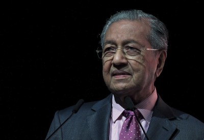 首相:执政者统治者都须守法,无人能任意妄为。