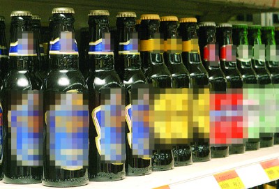 祖基菲里:酒精饮品放在特设及独立柜台。