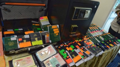 移民局起获1731本护照,分别有印度、斯里兰卡、孟加拉、印尼、越南、巴基斯坦和缅甸。