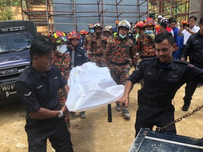 第6具遗体也已被移出。