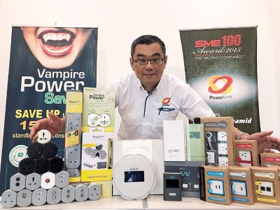 分离式排插可防雷、防火,具安全性且方便携带。