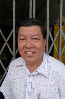 陈碧建:加重罚款可以,打鞭就过头了。