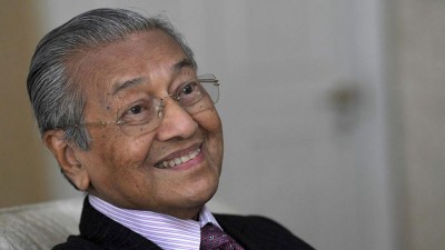 首相访日期间将接领日本天皇授予“一等桐花大绶章”。