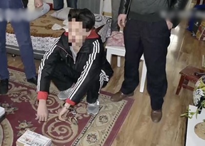 让公安部追捕的内部同样名疑犯。
