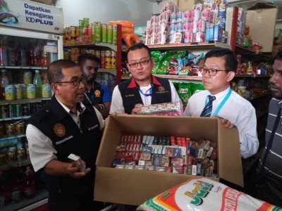 位于双溪赖被取缔违规香烟的某杂货店。