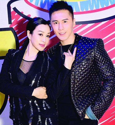 钟丽缇和老公张伦硕。