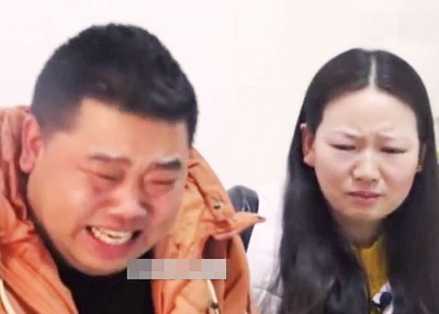 全的家长情绪激动,把校方交代儿子死因。