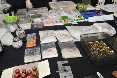 不同类型的毒品可供3万6500名吸毒者使用。