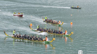今年的槟城国际龙舟节参与队伍创下历史新高,吸引最多龙舟队伍参与。