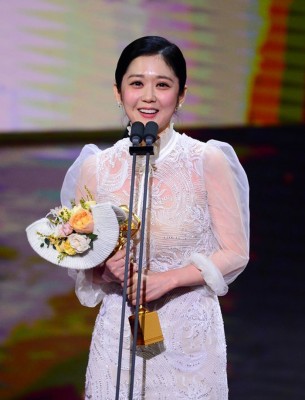张娜拉拿下“水木剧最优秀女演员奖”。