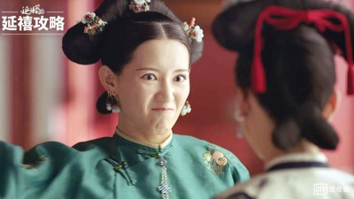 苏青扮演“尔晴”的嘴脸，到现在看了还是很令人讨厌。