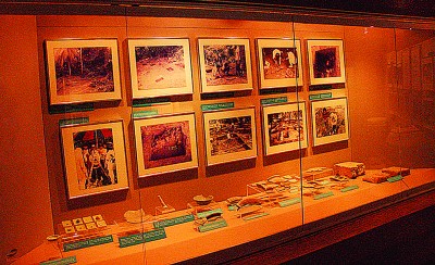 古代商家运载青磁器、瓷器、石器、黏土、陶器、玻璃碎片、珠子及波斯陶器等，到来布秧谷交易。 
