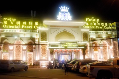 西哈努克市目前有大约50家赌场由中国商人拥有,包括东方明珠赌场。(法新社照片)