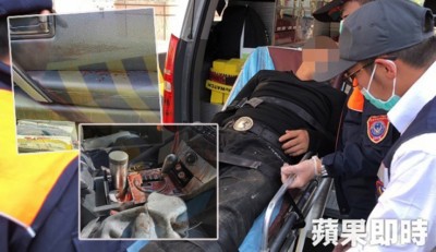 刘男(右)向警方投案后昏倒，被警方送院。车内血迹斑斑(小图)。