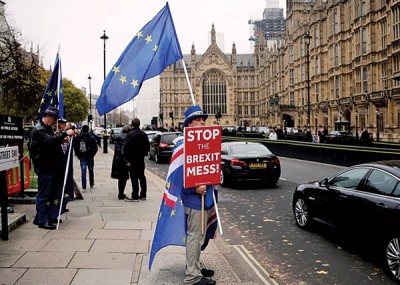 英政府考虑实施戒严，以防止硬脱欧令社会出现骚乱。 