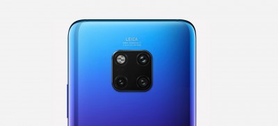 Mate 20 Pro的后置徕卡3摄加上闪光灯排列参照超跑4眼大灯的设计。