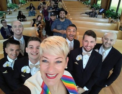 康宁罕愿意为不受父母祝福的同志孩子主婚。