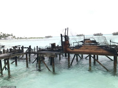 多间木造别墅毁于一旦。