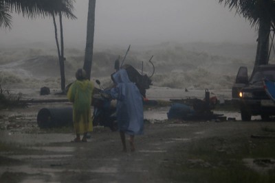 泰国气象部门呼吁民众继续提防洪水及山洪爆发。