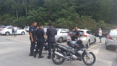 警方派员到场了解情况。