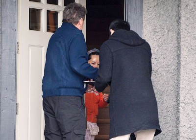 传媒早前拍到孟晚舟的寓所有人出入。