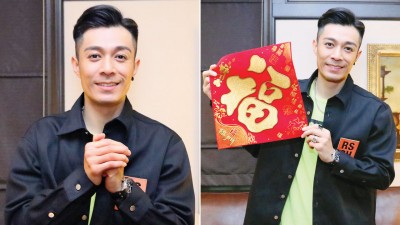 周柏豪说想到猪会让他想到猪八戒，而猪也会让他想到一团和气，他觉得猪带给大家开心和快乐的感觉。