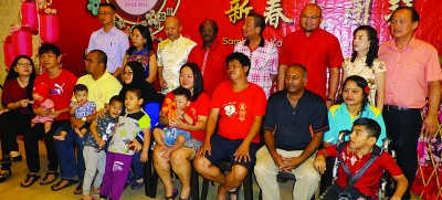 第一批受惠病人很开心回家与喜宾们团聚。