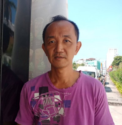 吴国辉欢迎政府将常用日常用品列为受管制名单内,尤其是米饭,以减轻日常开销。