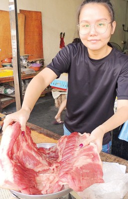 林涵韵：猪肉烹饪法是依色泽由浅到深（由嫩到老）；颜色越深，烹饪手法越重。 