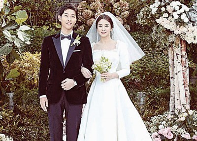 因韩剧《太阳的后裔》擦出爱的火花的宋慧乔和宋仲基遭传婚变。